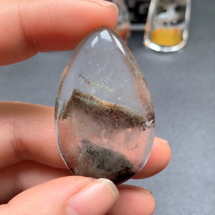 水晶颈饰未镶嵌山**岚水晶