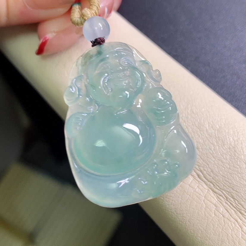 【闪购商品】翡翠颈饰未镶嵌财神