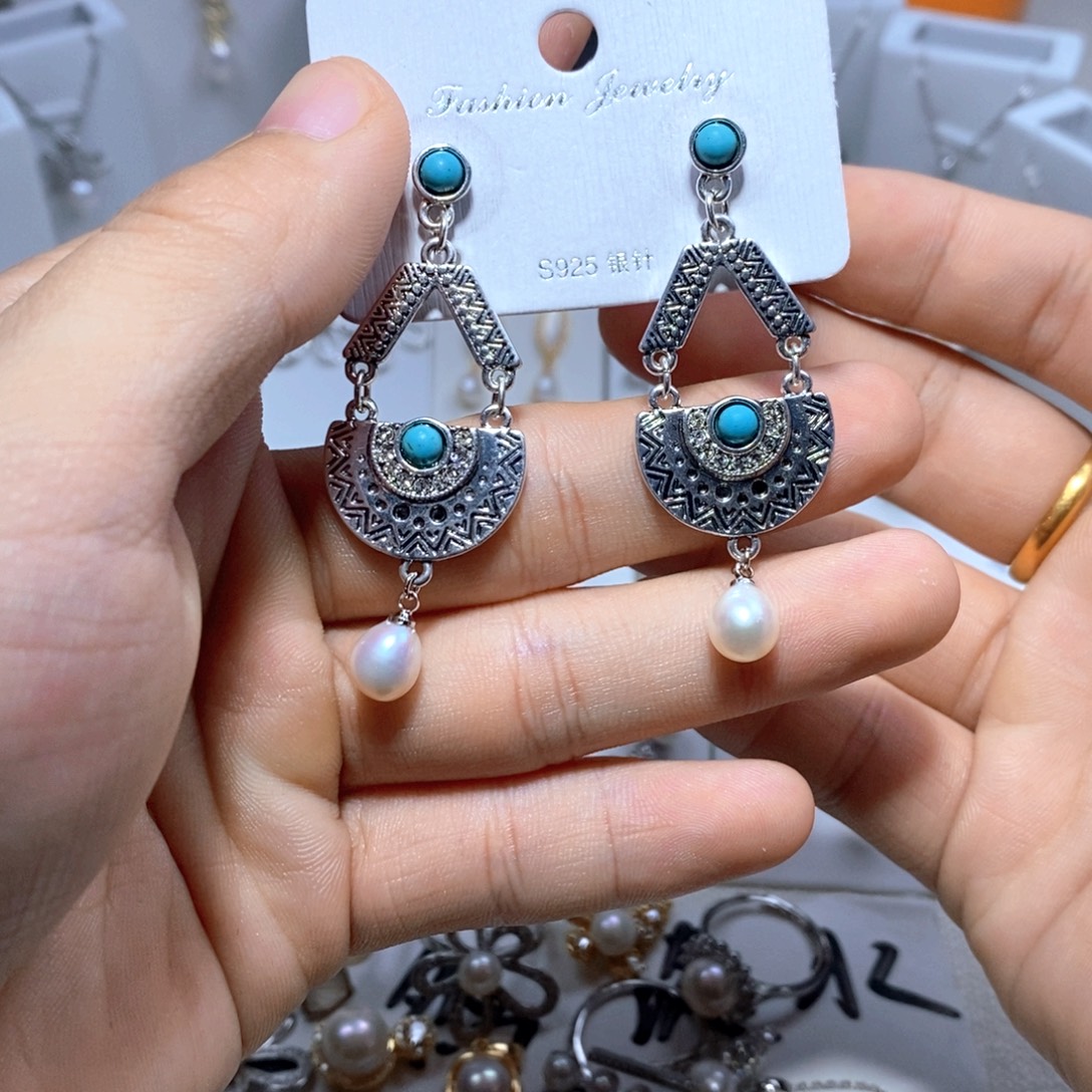 未镶嵌耳饰淡水珍珠