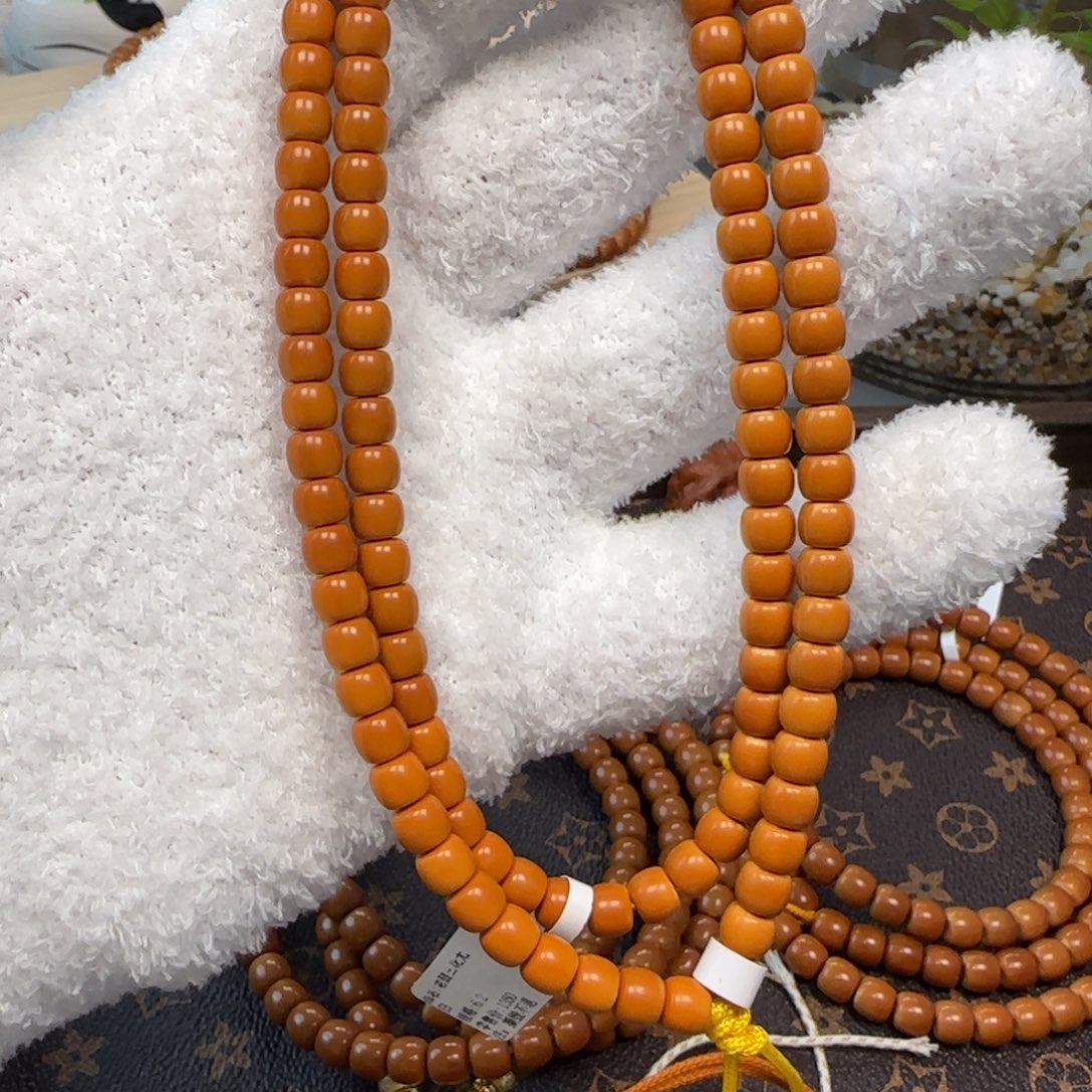 橄榄核吊坠老挝6.2mm三花面无白108