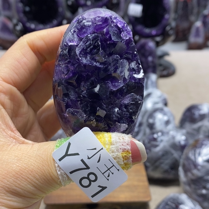 水晶未镶嵌大型摆件（非配饰）摆件