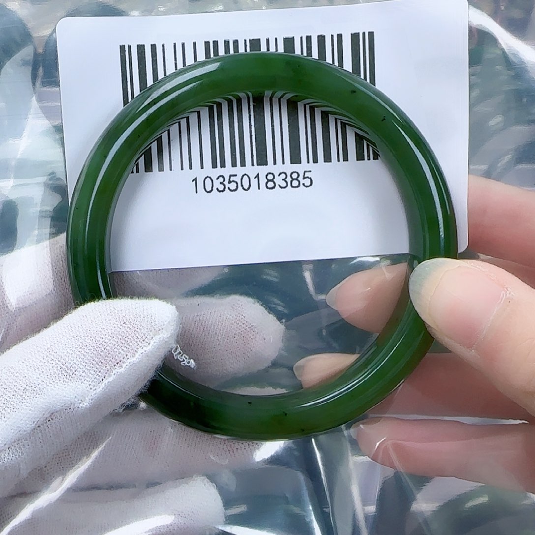 和田玉（碧玉）手镯未镶嵌58