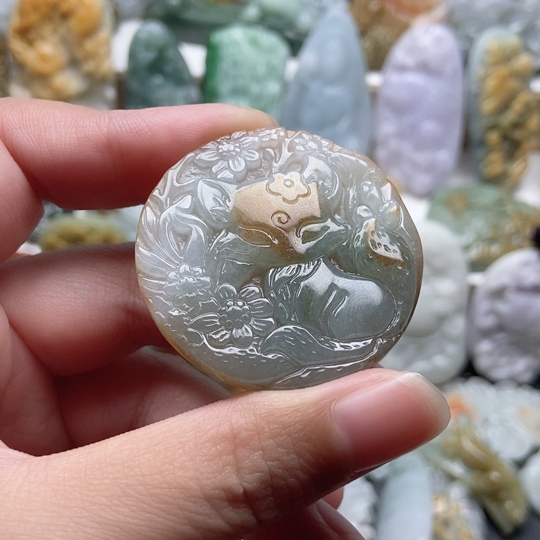 翡翠未镶嵌颈饰翡翠