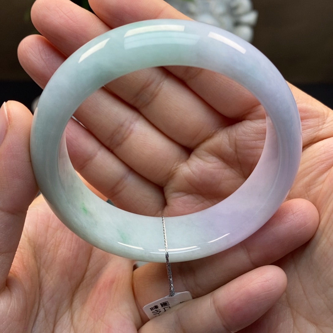 翡翠手镯未镶嵌天然