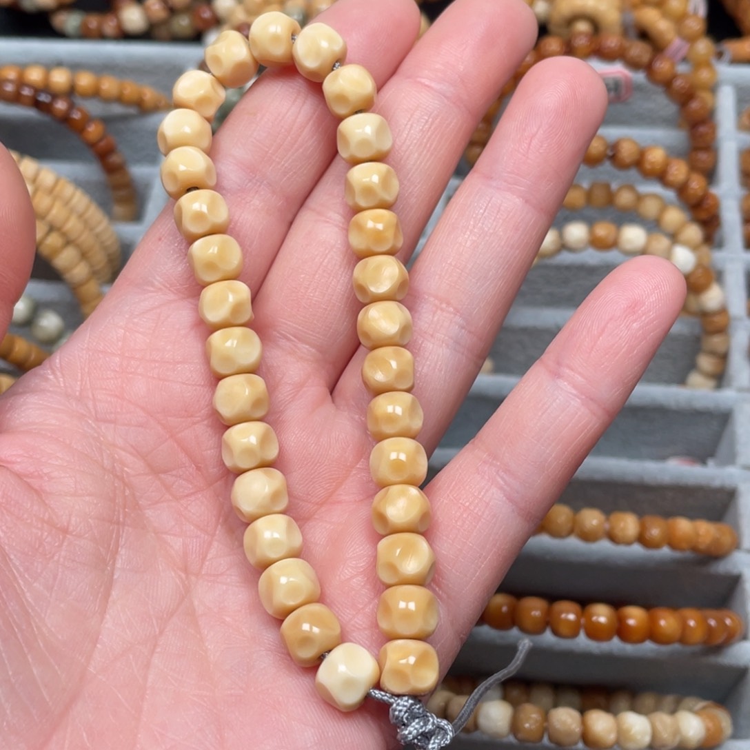 龙脊菩提吊坠卡8.8奶酪无相手持30颗