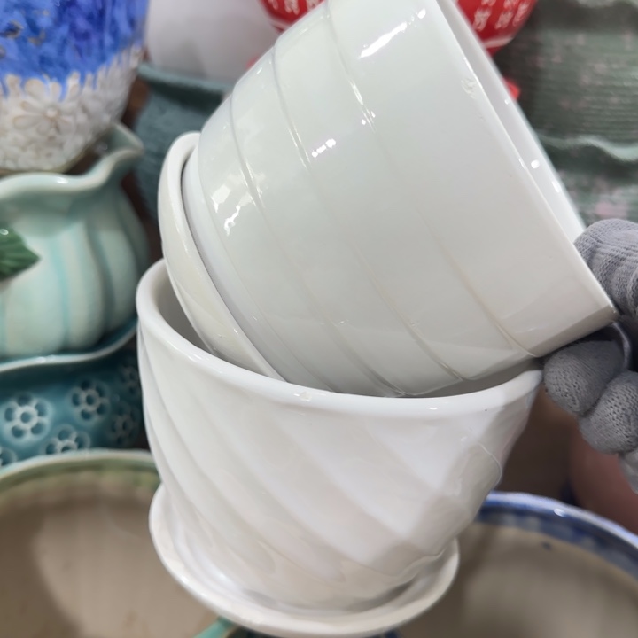 凑9米包邮，有孔，陶瓷花盆