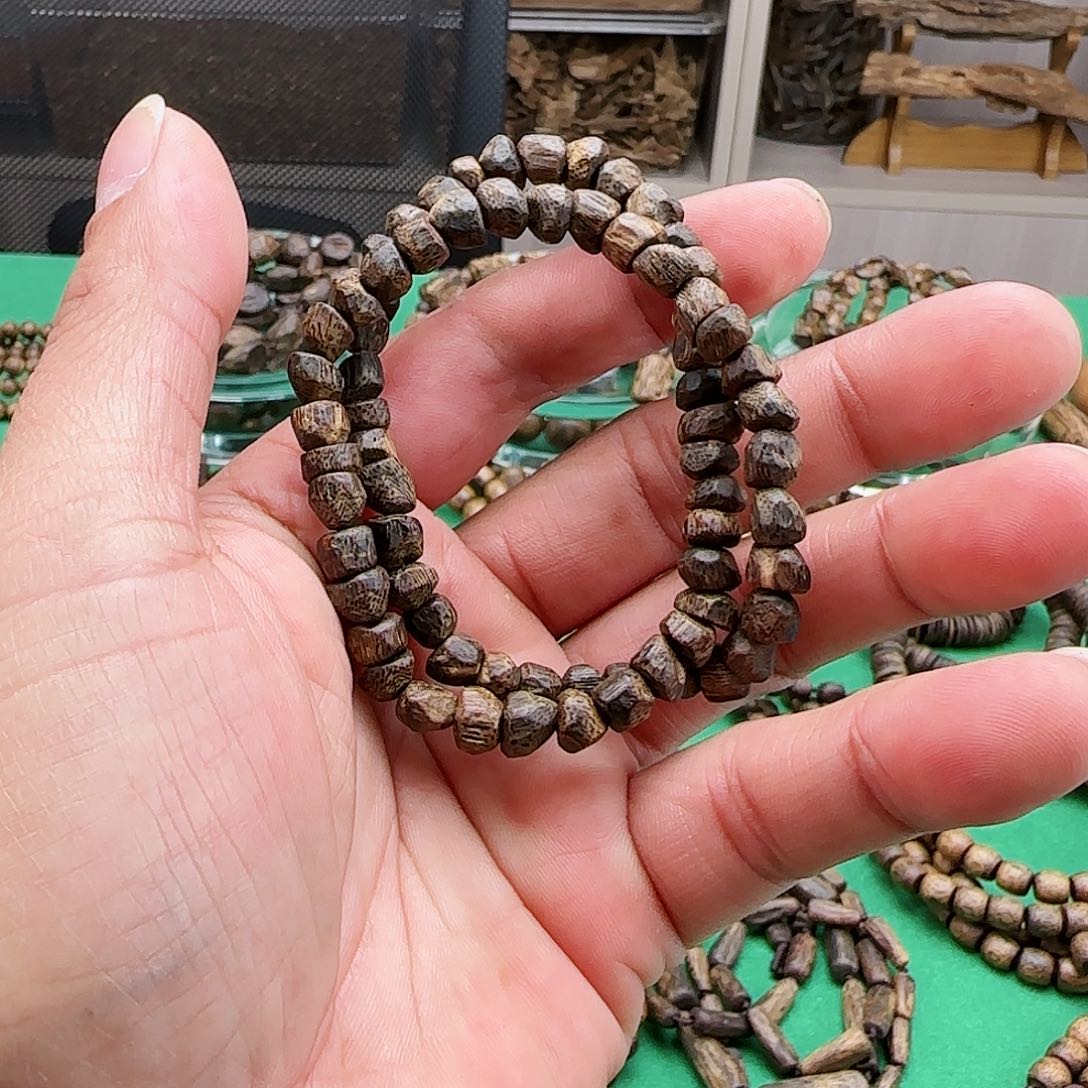 沉香手串海南白棋