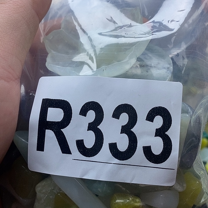 蛇纹石玉未镶嵌鱼缸的
