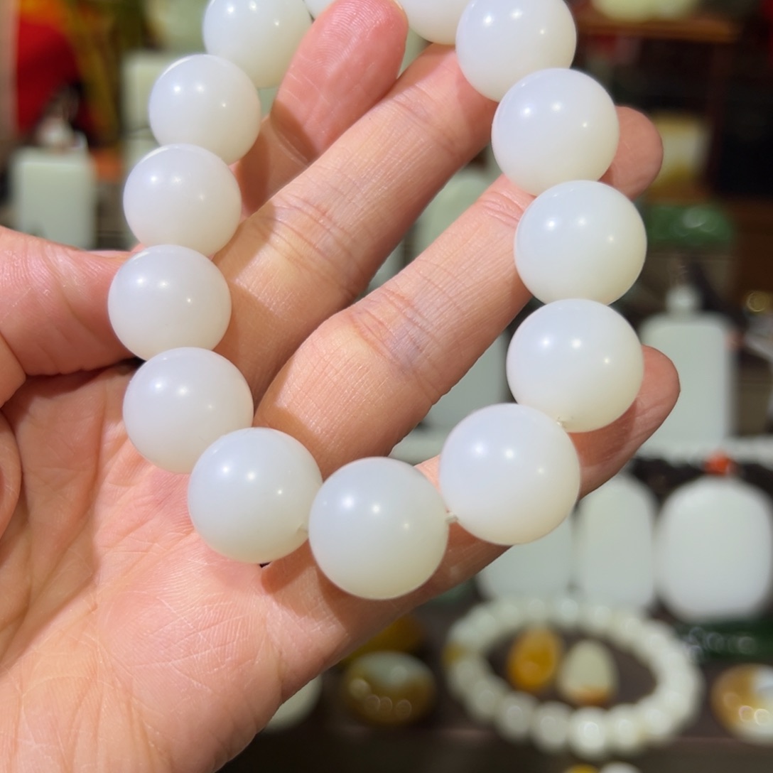 和田玉手链未镶嵌