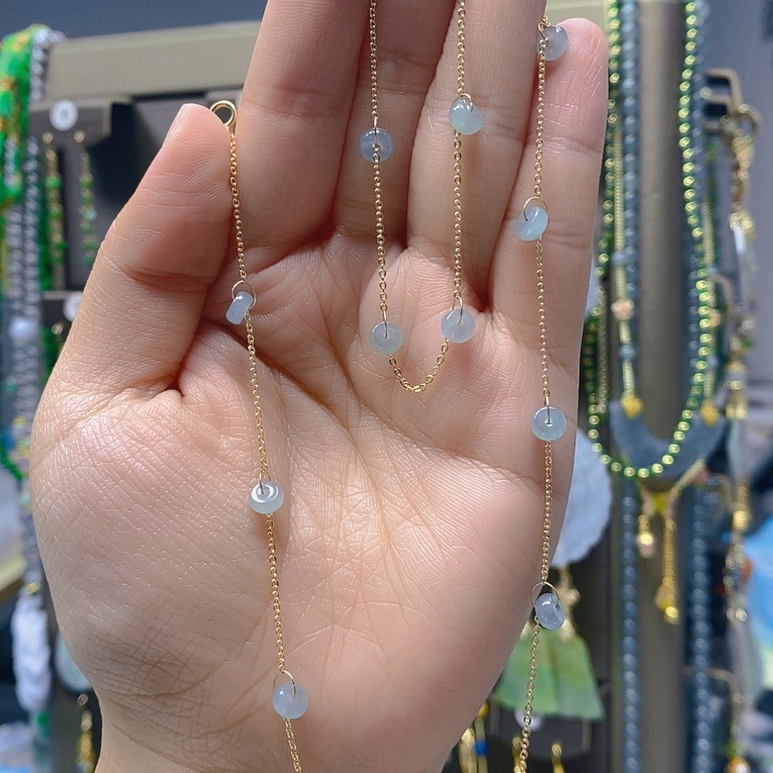 未镶嵌翡翠耳饰翡翠