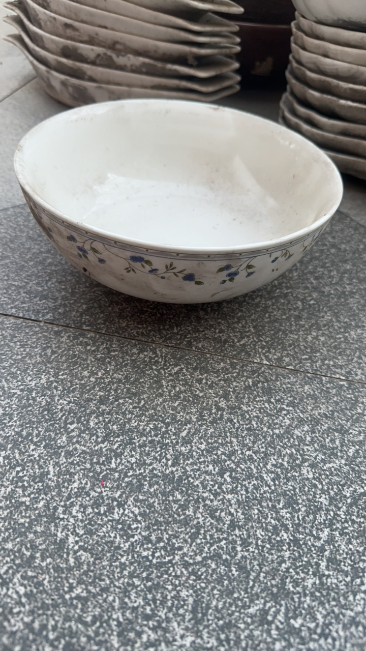 陶瓷盘子碗啥都有口径20公分