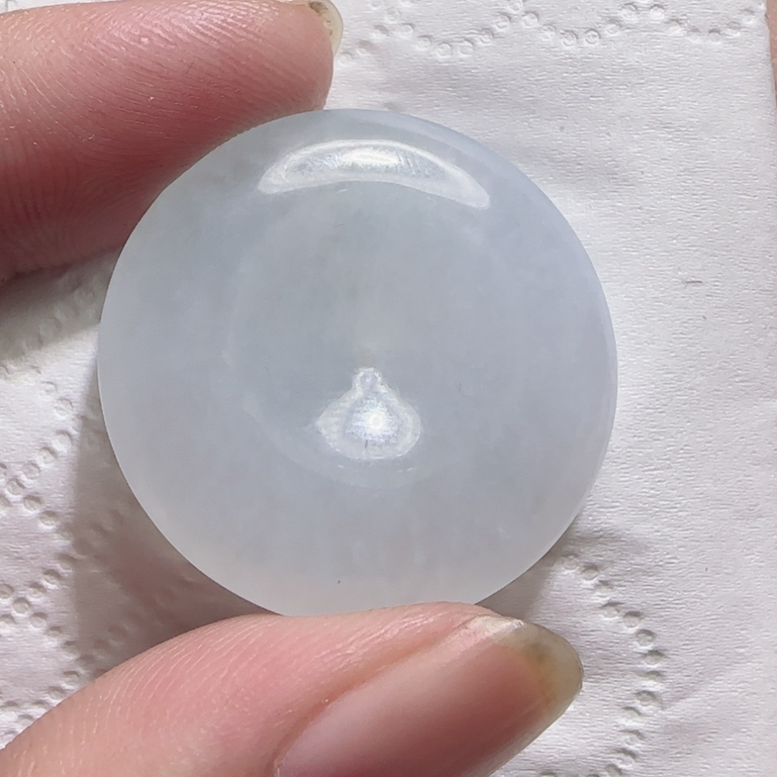 翡翠未镶嵌颈饰平安扣