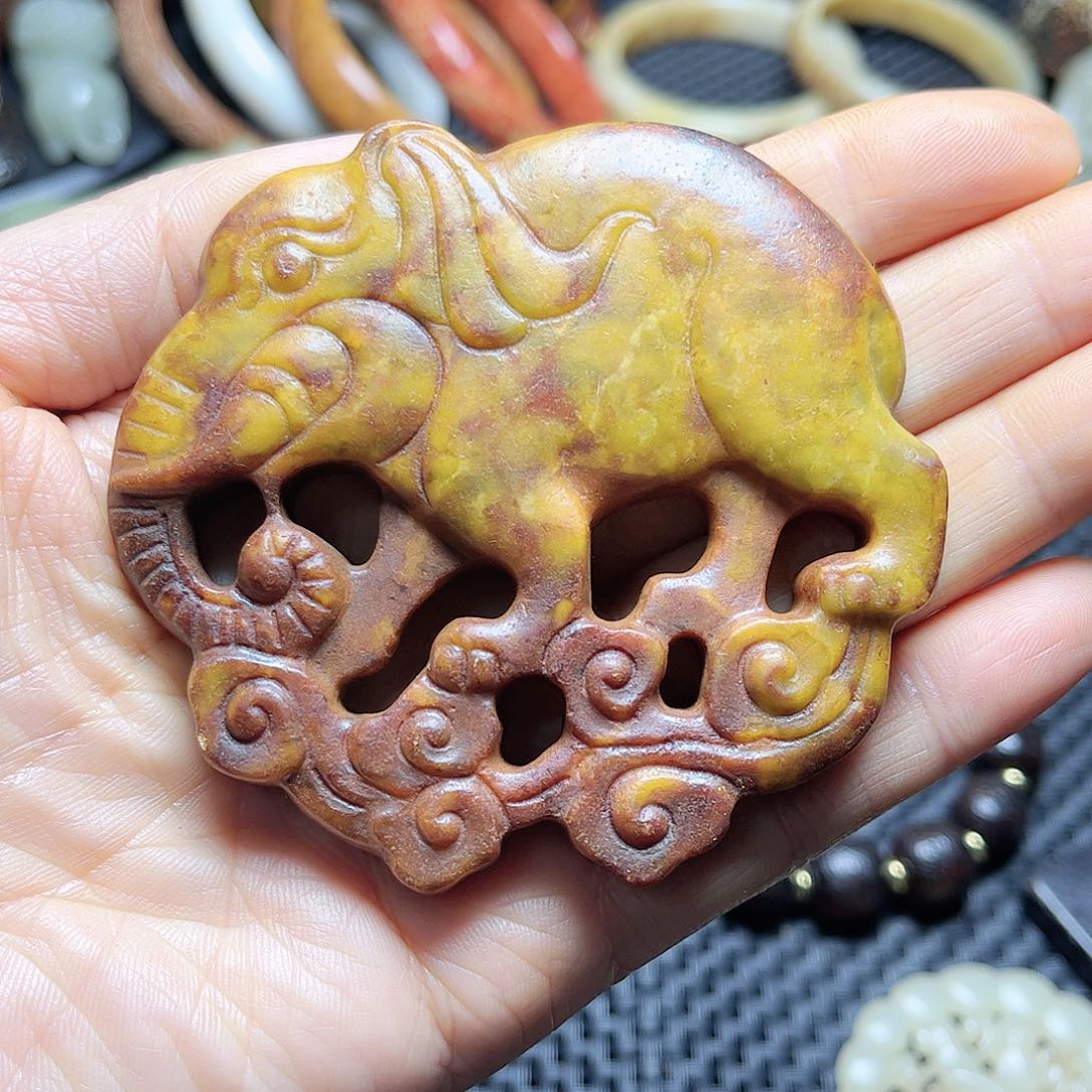 白玉菩提吊坠摆件