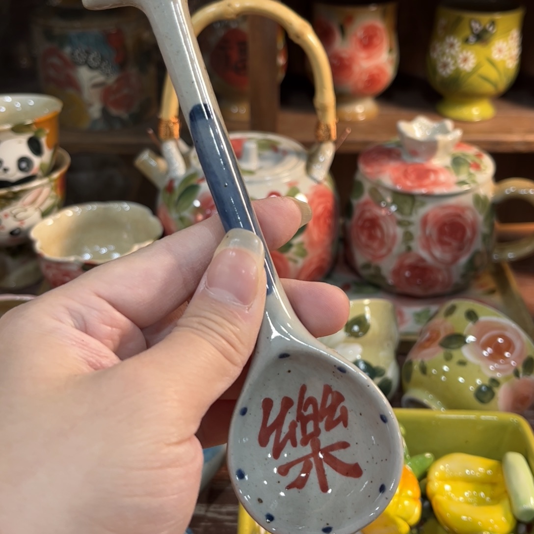 壶红红火火的时候看起来好