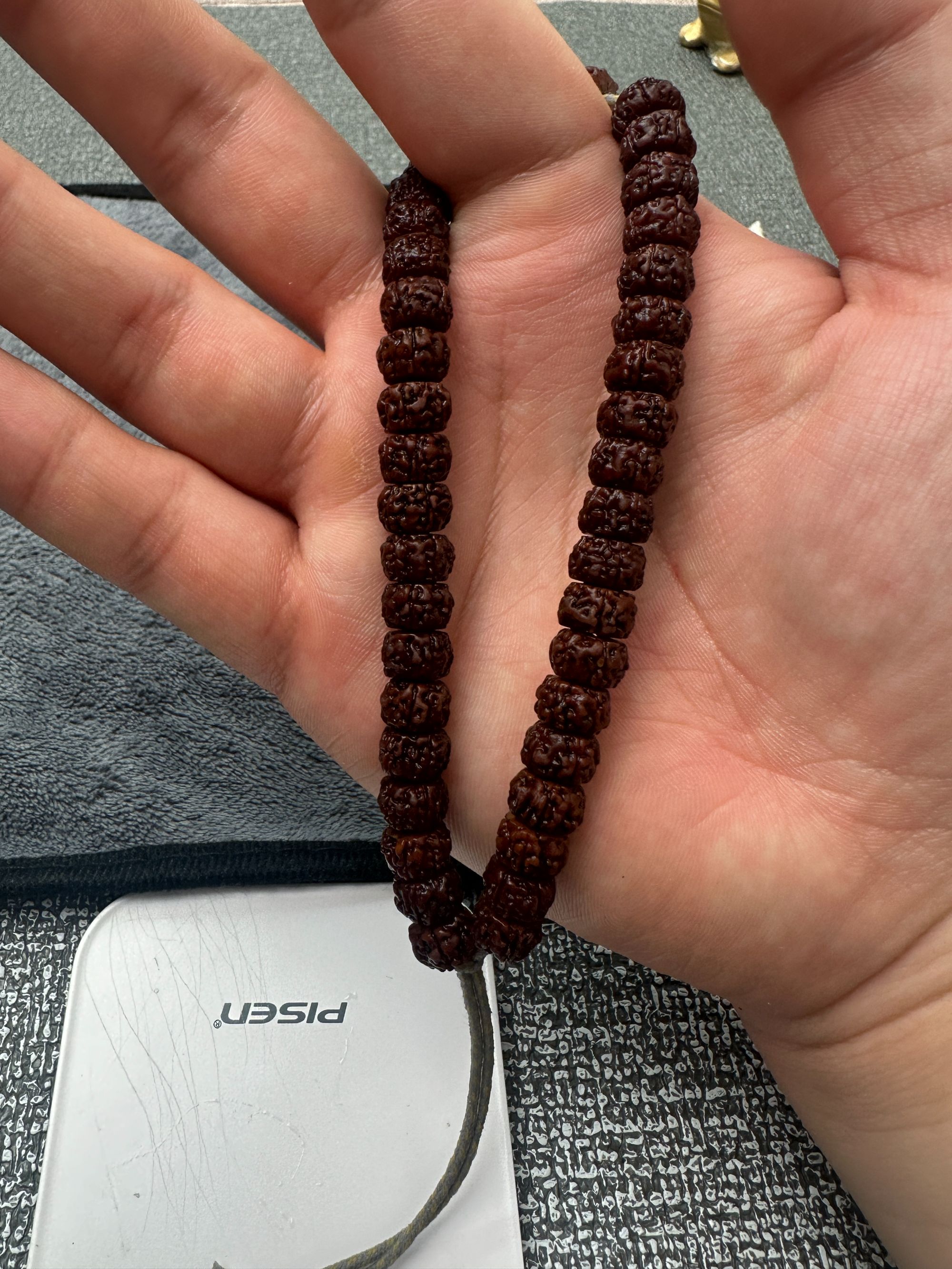 F6 葛地利盘龙纹小金刚藏切手串 尺寸8-11mm随机发