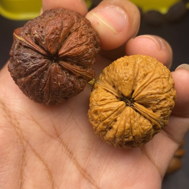 吊坠文玩核桃34尺蛇皮球