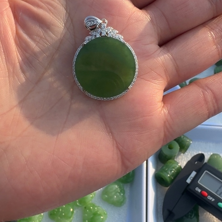 和田玉银S925镶嵌颈饰