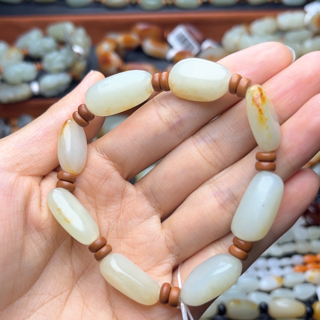 和田玉手链未镶嵌