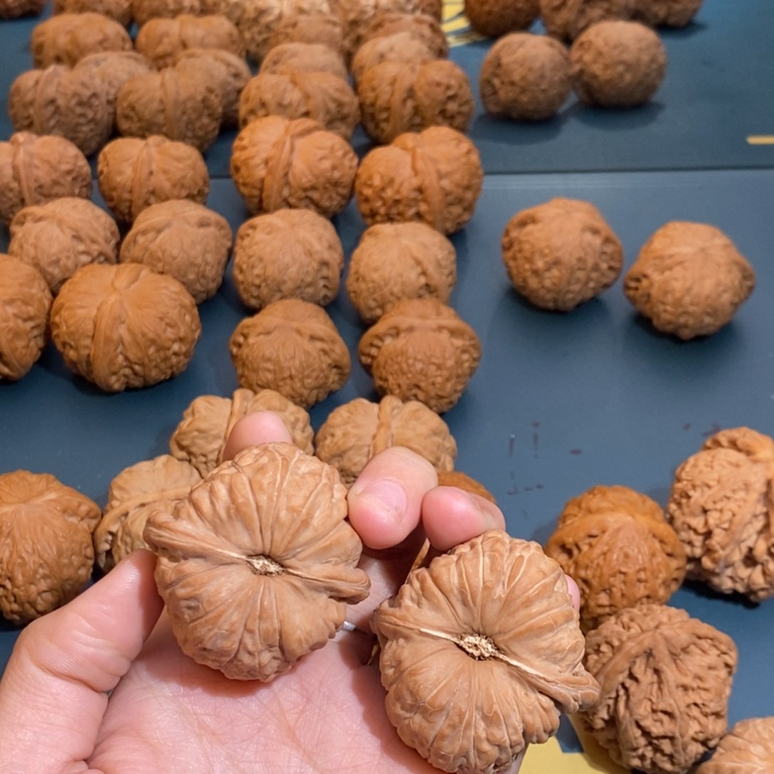 文玩核桃吊坠?*45元宝