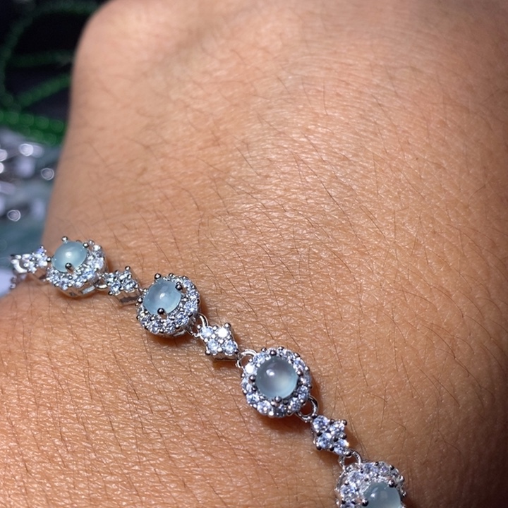 翡翠未镶嵌颈饰天然翡翠