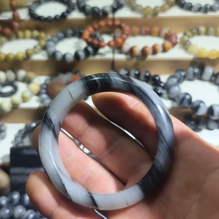 石英岩玉手链未镶嵌