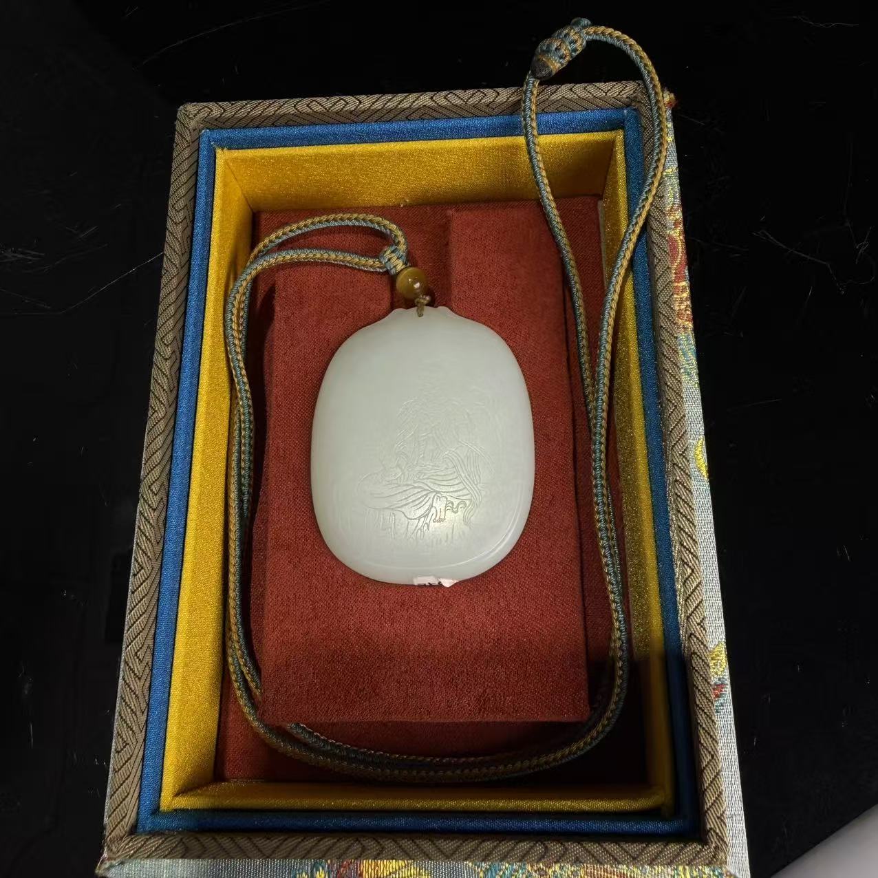 旧藏和田玉观音牌