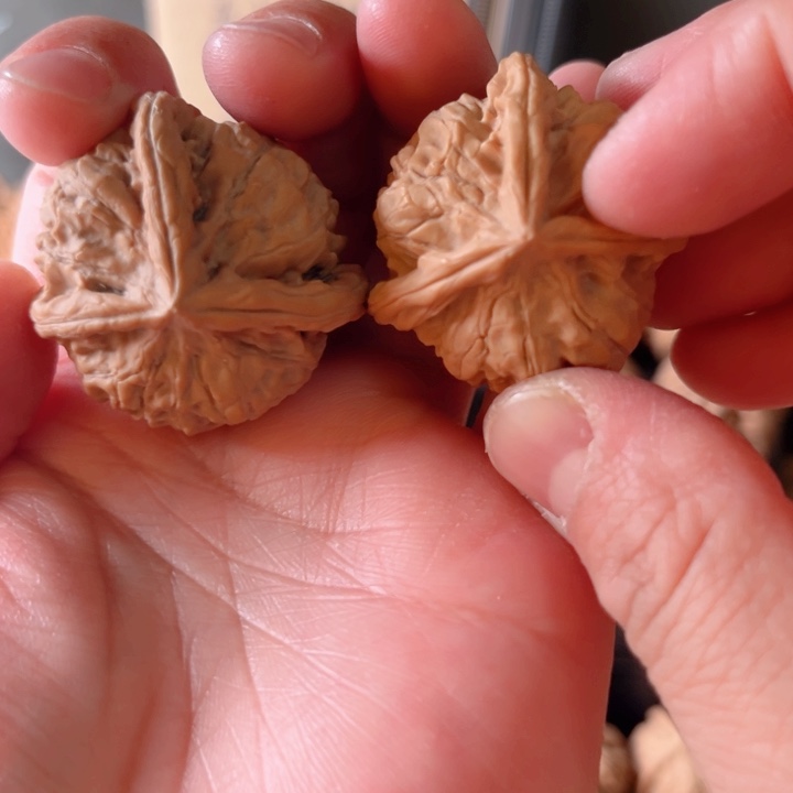 用***3文玩核桃吊坠文玩