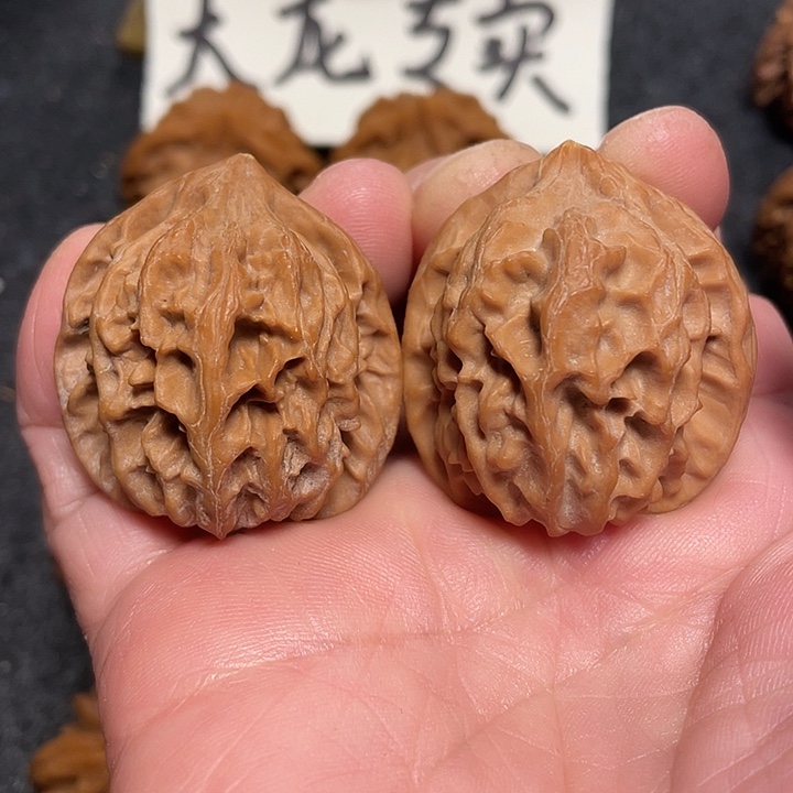 文玩核桃把件文玩核桃曹大龙