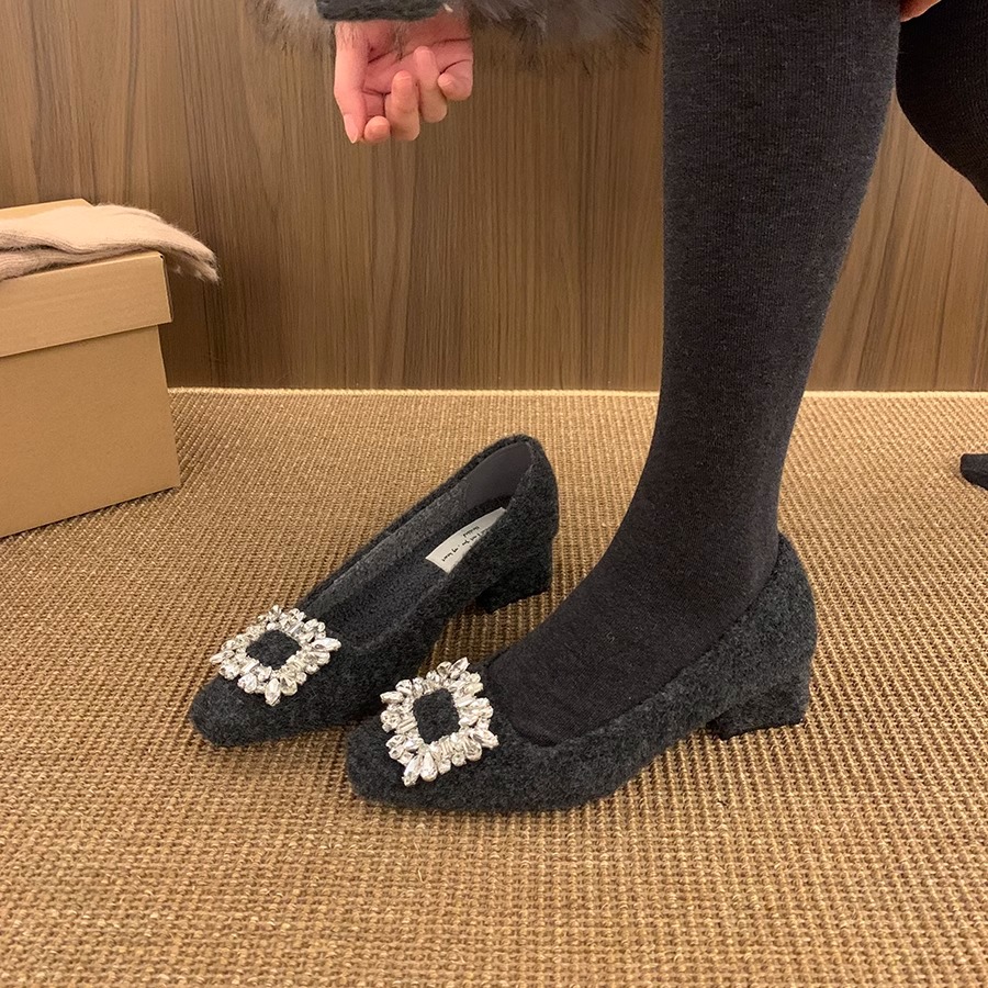 粗跟方头水钻灰色单鞋女鞋子2024新款秋冬季加绒毛毛鞋法式通勤鞋
