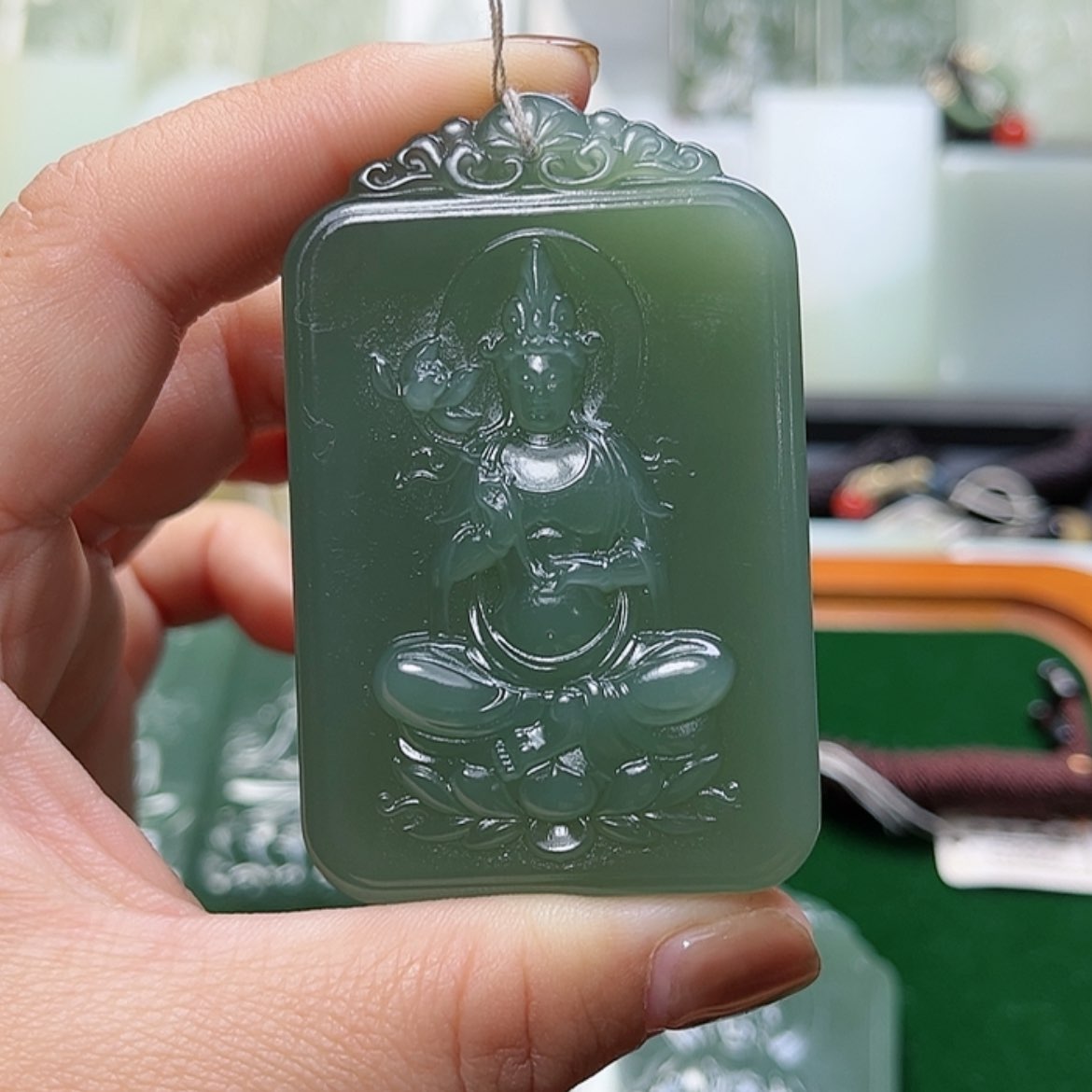 【闪购商品】颈饰未镶嵌和田玉喔**喔