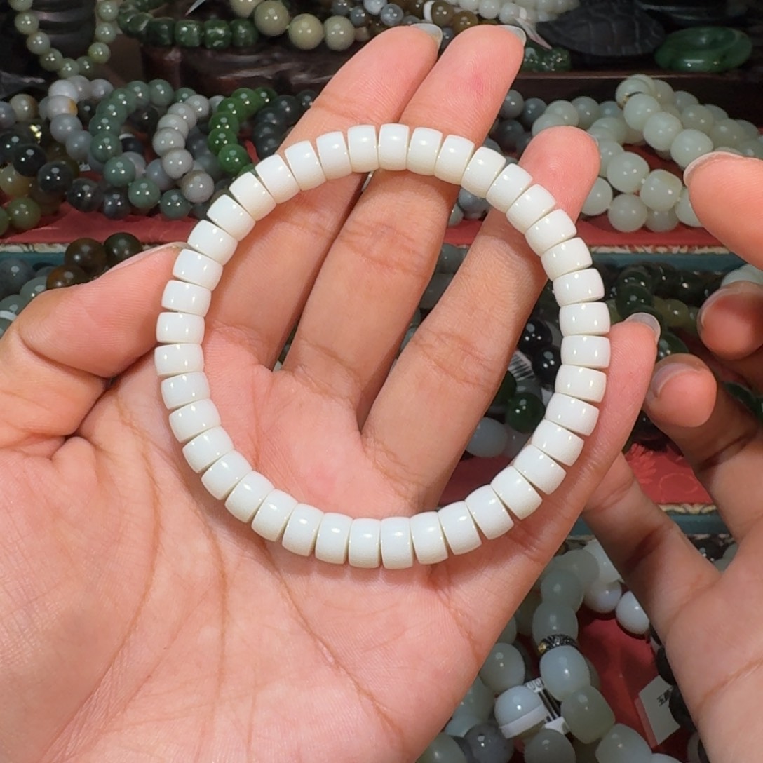 和田玉未镶嵌手链