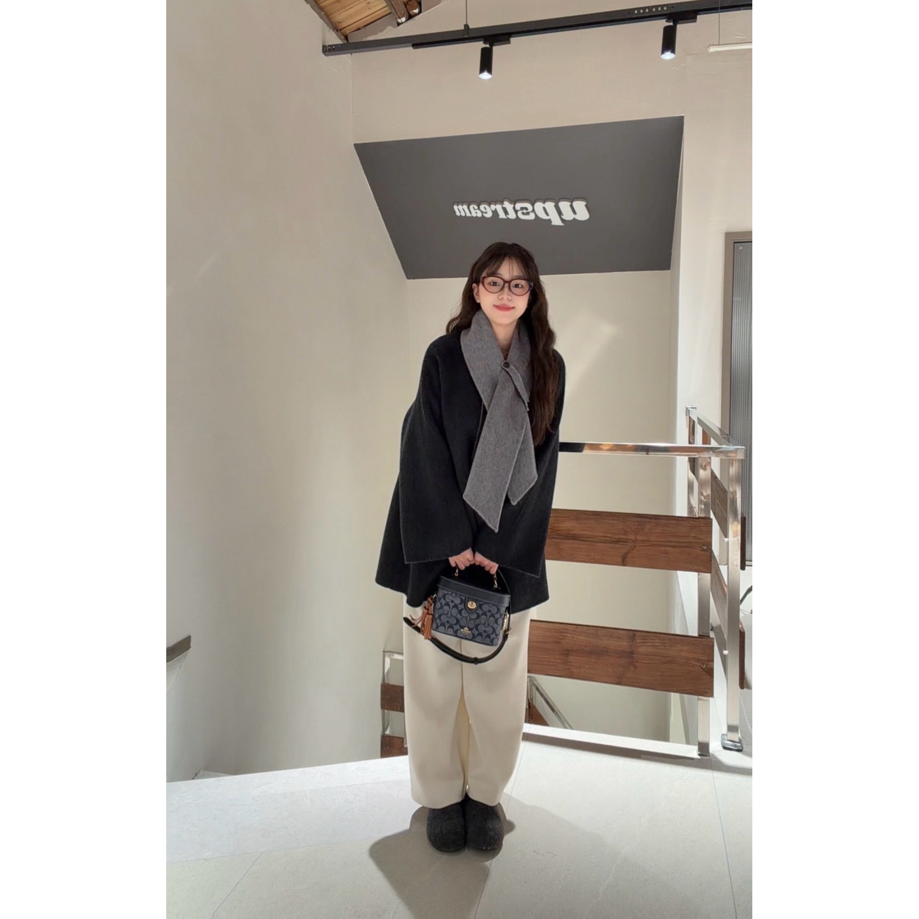 溪上新款-韩系定制撞色围巾大衣