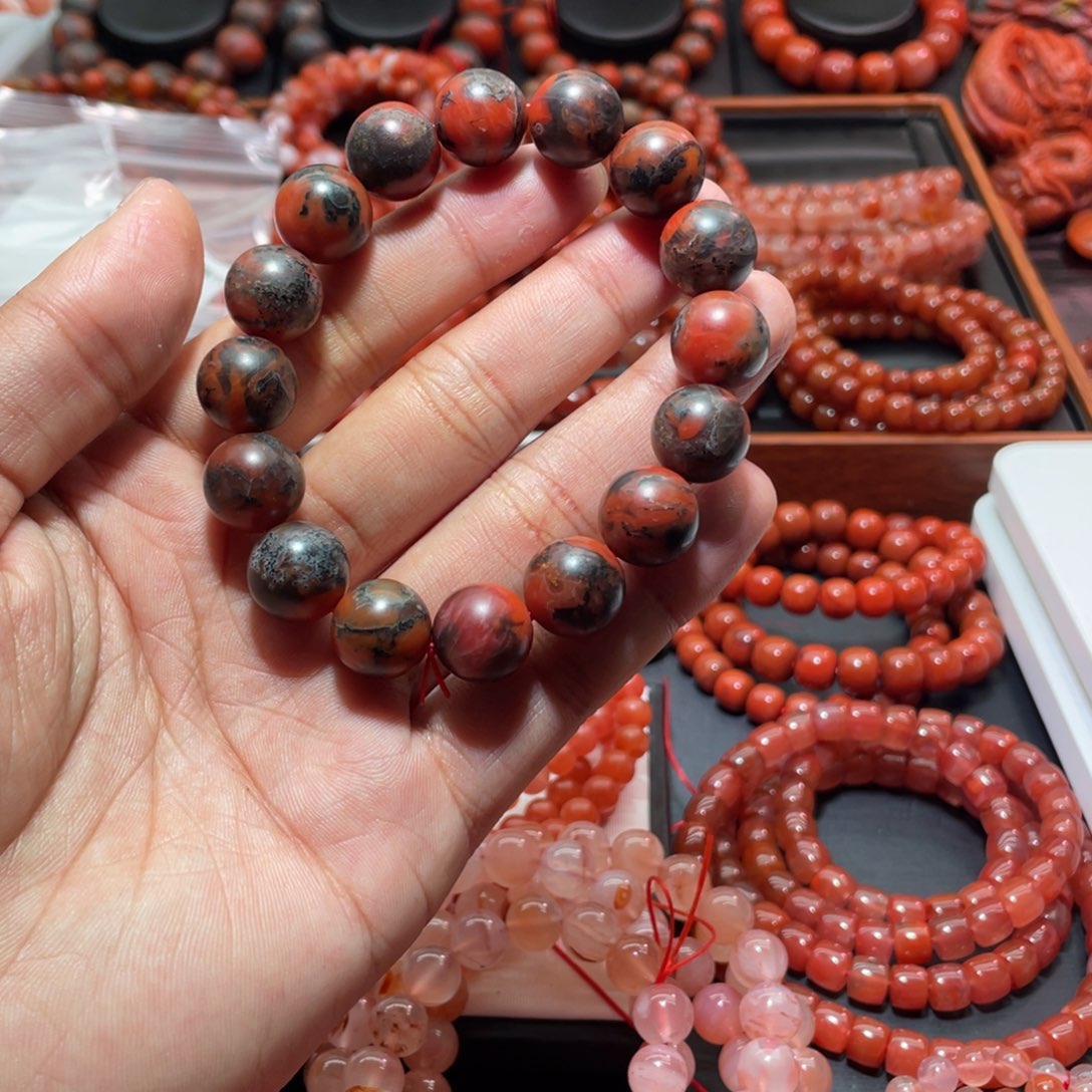 南红玛瑙手链未镶嵌