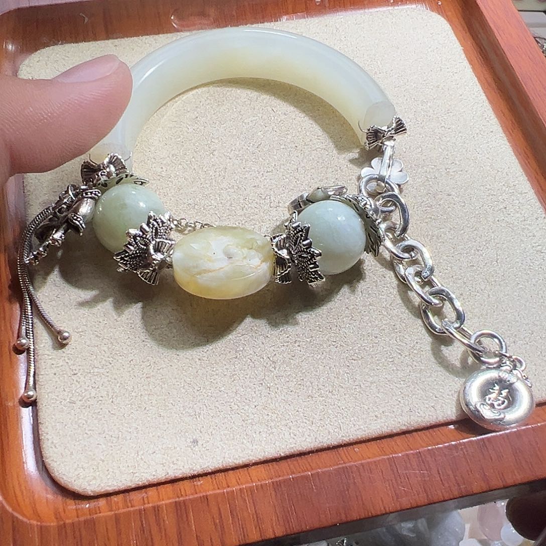 未镶嵌水晶手链水晶手链