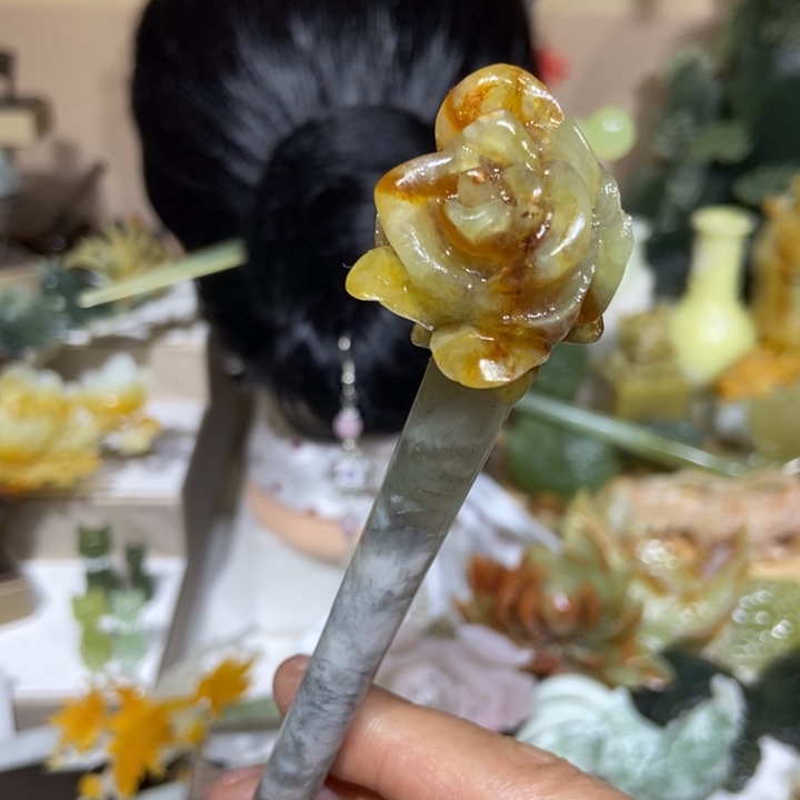 蛇纹石玉未镶嵌发饰