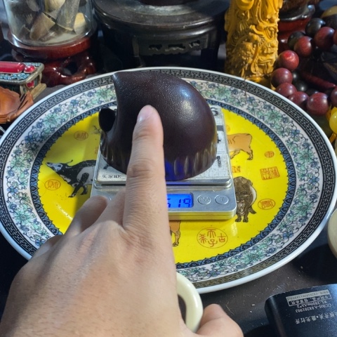 瓷片M**徐寻呼台的一位官员告诉记者