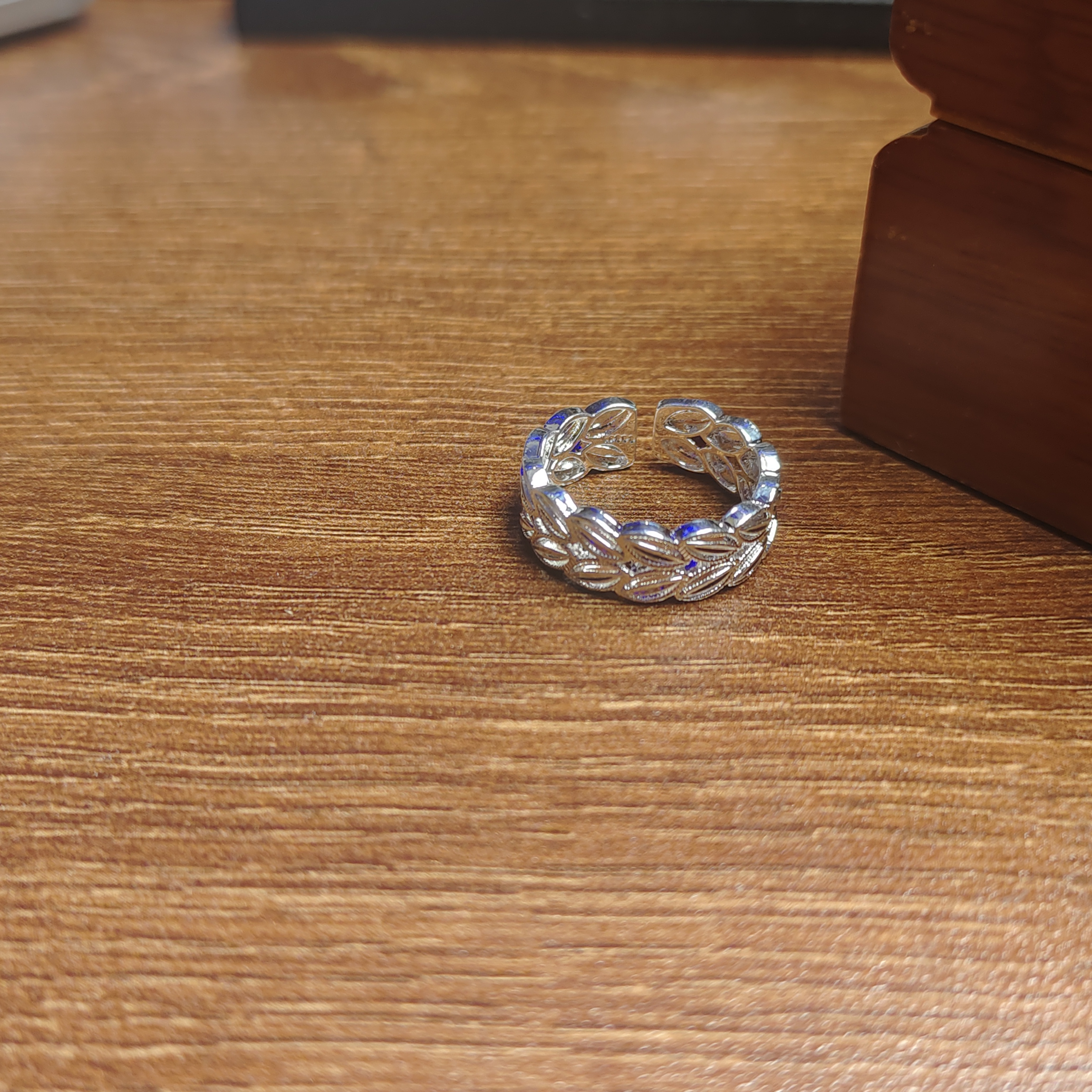 通体里外一致纯箔臻奢品t266时尚戒指