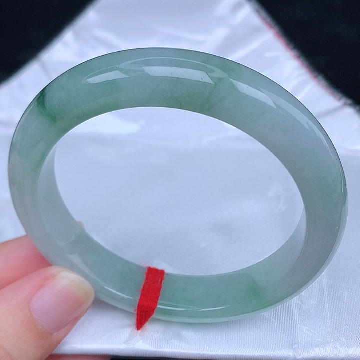 未镶嵌手镯翡翠天然