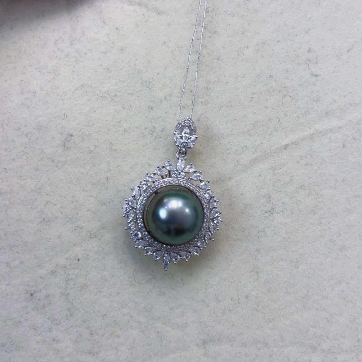 【闪购商品】海水珍珠颈饰未镶嵌飞*