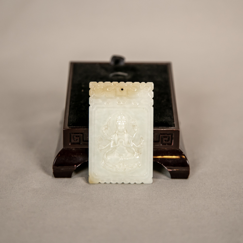 和田玉雕刻子冈牌ZZ13098