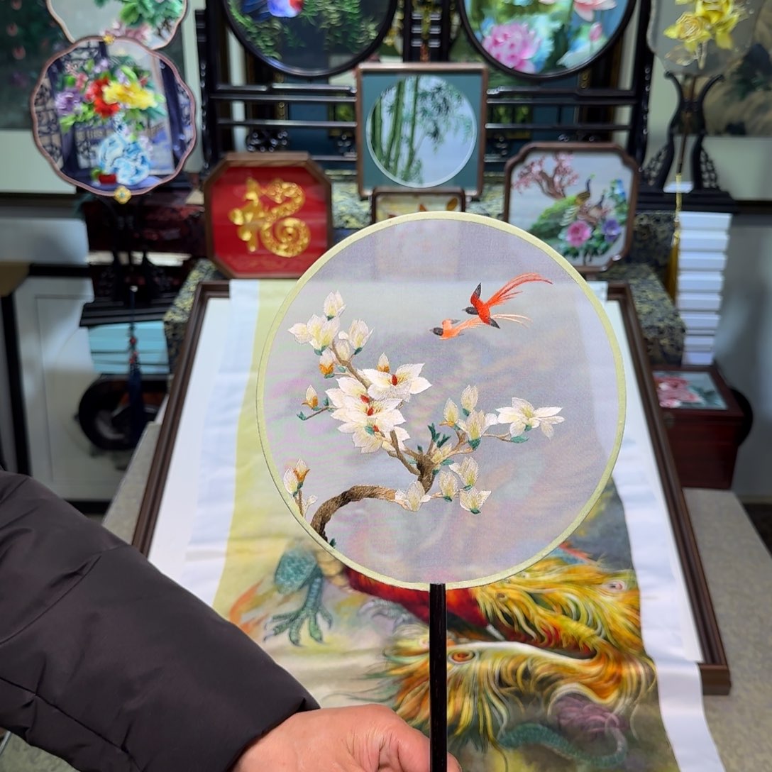 刺绣刺绣工艺精湛