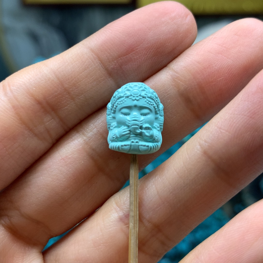 绿松石配饰未镶嵌