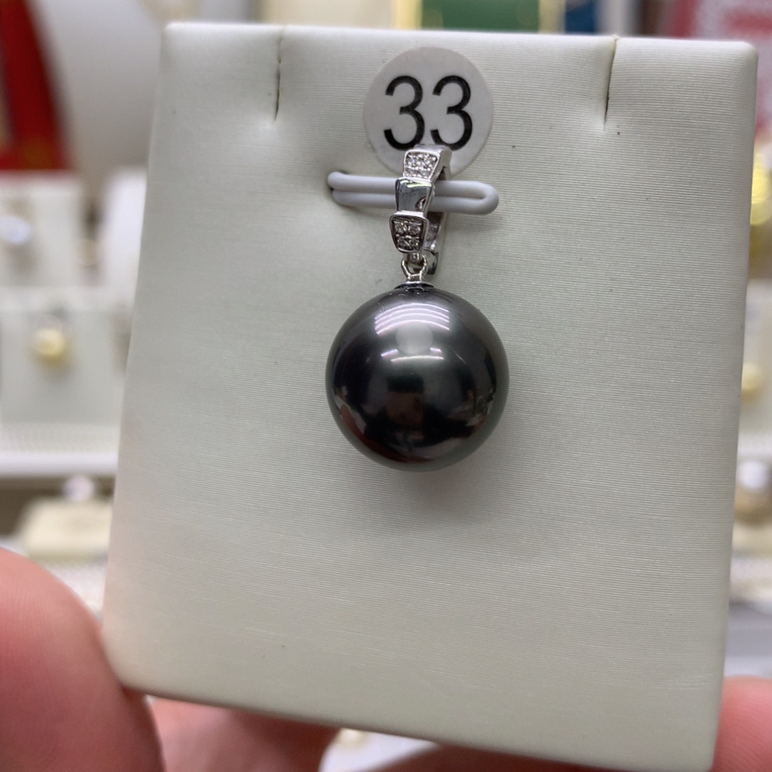 18K金镶嵌吊坠(不含链)海水珍珠