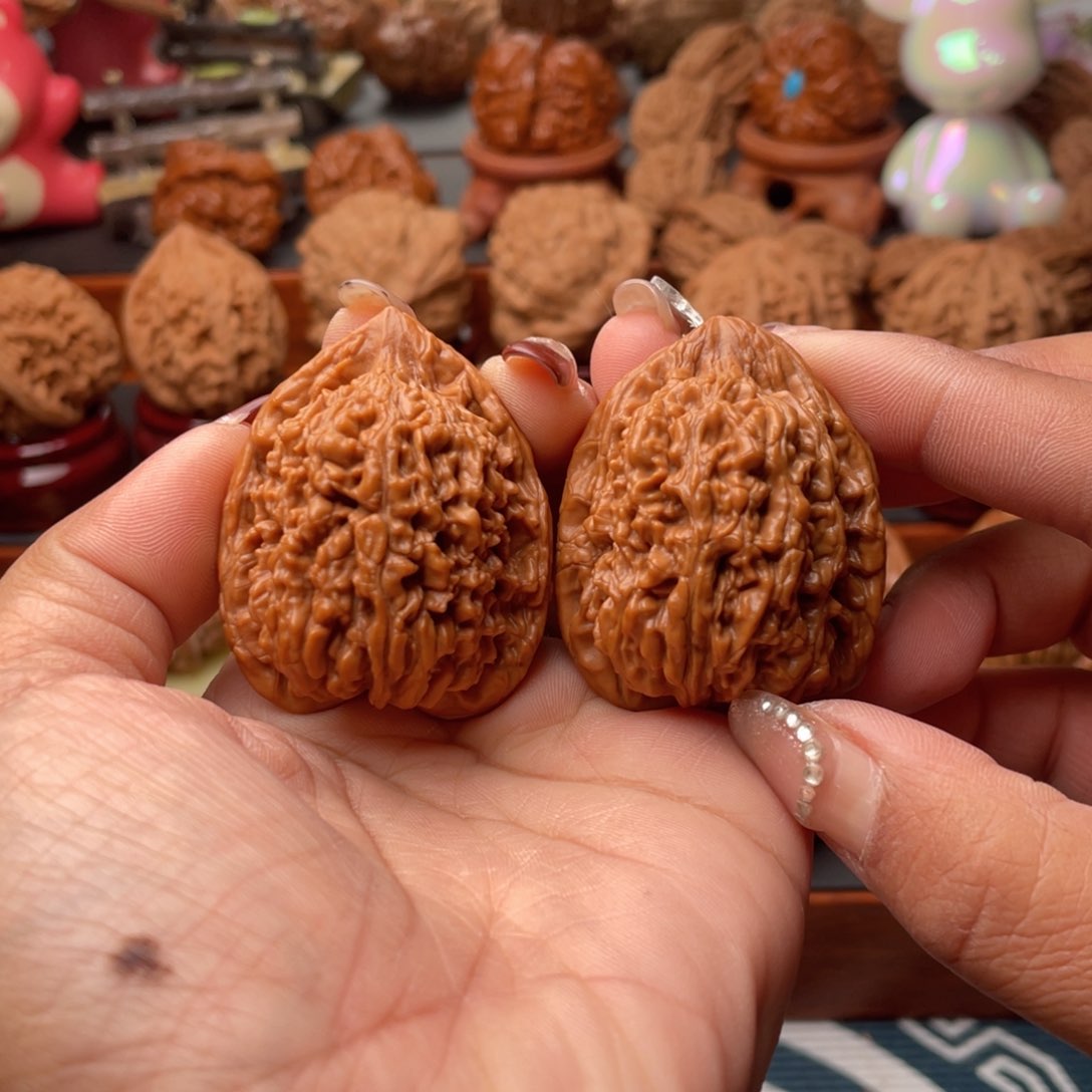 【闪购商品】文玩核桃把件蚂蚁王37