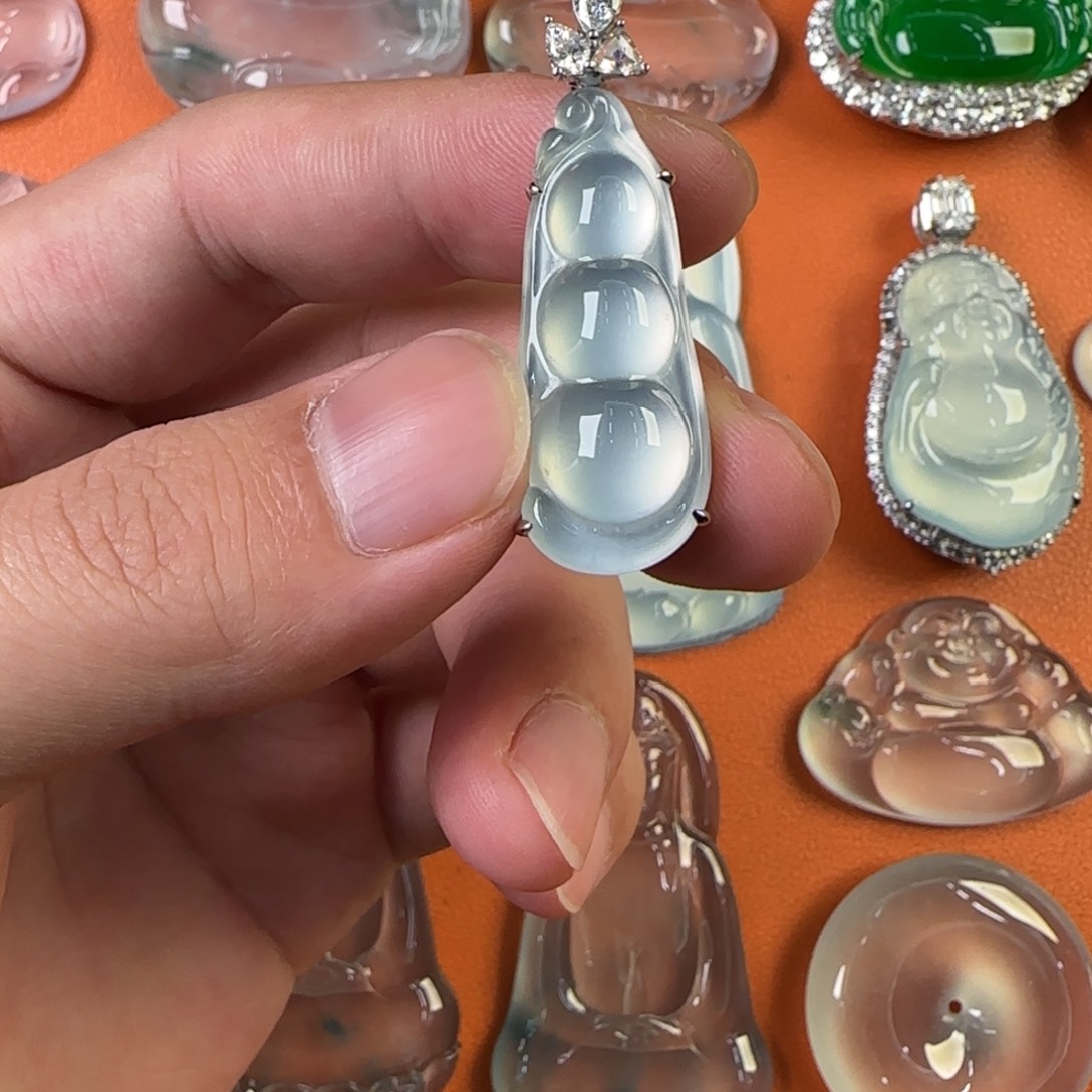 定制翡翠未镶嵌天然