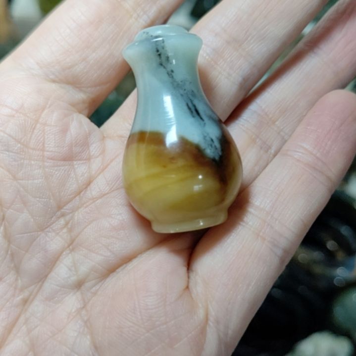 岫玉未镶嵌挂坠款式