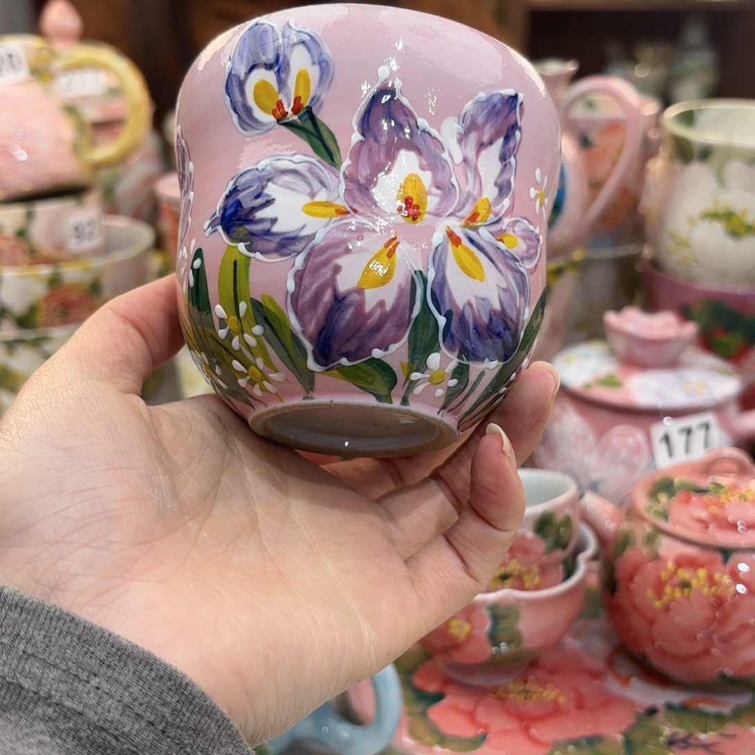 瓷片兔兔盖茨。兔兔好