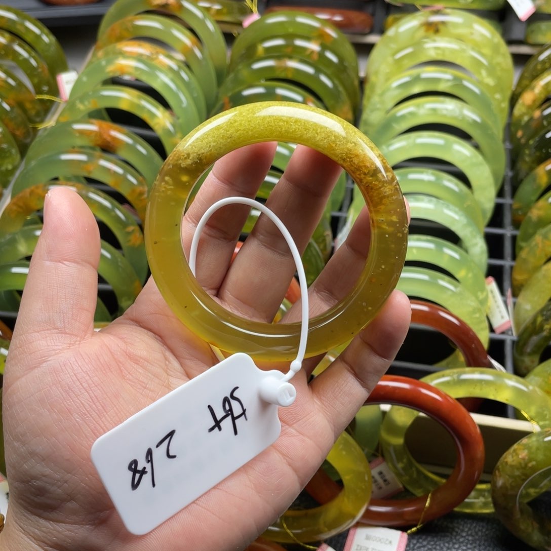 未镶嵌蛇纹石玉手镯有裂手镯不退不换