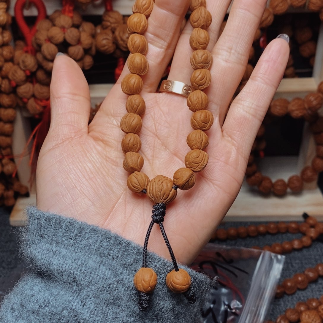 桃核吊坠龙纹桃枭