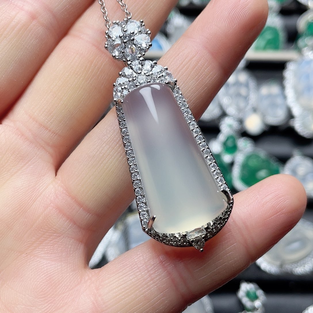 玛瑙/玉髓挂件合金